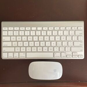Apple keyboard and mouse set
